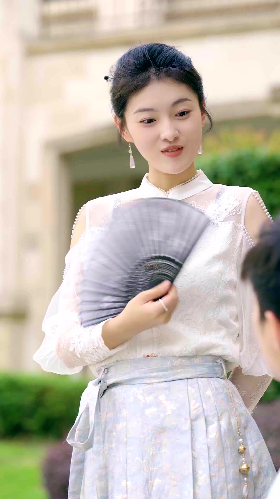 Tập 8 - THAY THẾ HÔN ƯỚC: VỢ NGÀY CÀNG NGANG NGƯỢC
